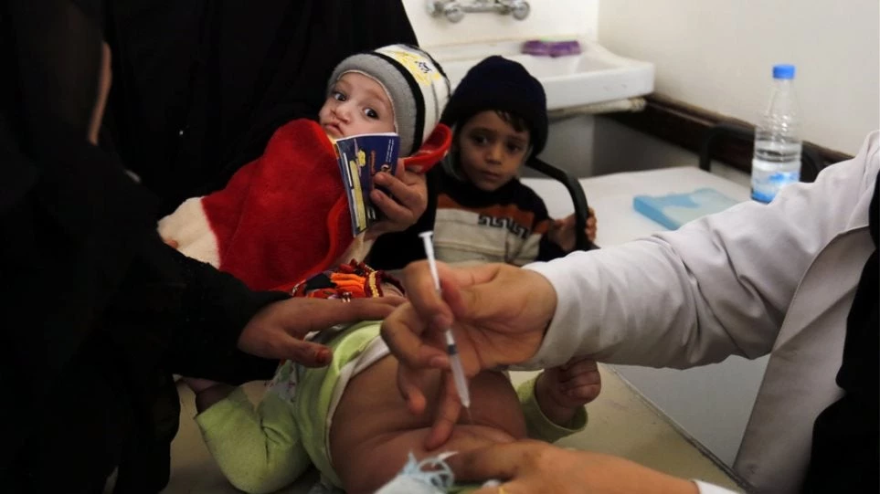 Υεμένη: Συγκλονίζουν οι φωτογραφίες αποστεωμένων παιδιών στα νοσοκομεία